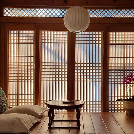 Dalbbit Hyang Hotel Чонджу Екстериор снимка
