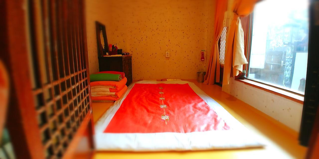 Dalbbit Hyang Hotel Чонджу Екстериор снимка
