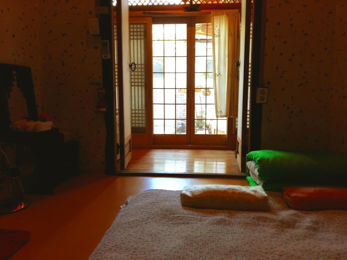 Dalbbit Hyang Hotel Чонджу Екстериор снимка